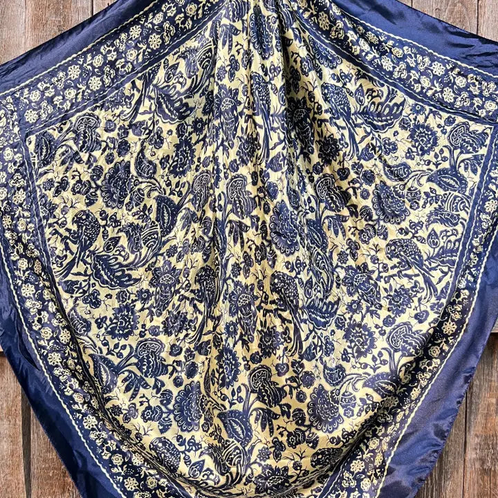 Wild Rag  Royal Blue &amp; Cream Paisley